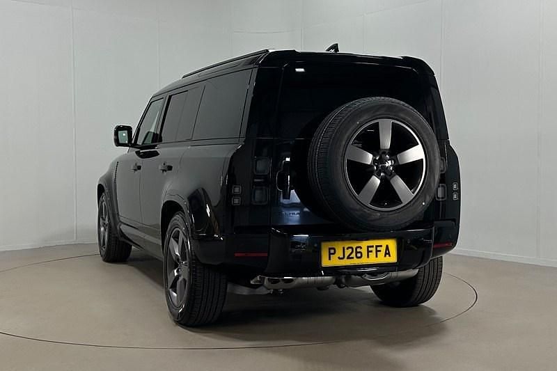 Ny Land Rover Defender SE Dynamic 249 HK (183 kW) 2026 Svart SUV