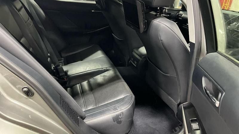 Used Lexus IS300h Luxury Line 2014 Silver Sedan