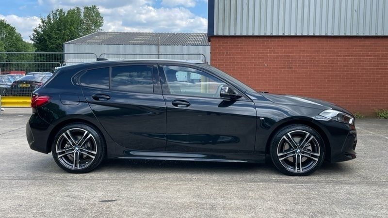 Used BMW 118 M Sport 134 HP (98 kW) 2024 Black Hatchback