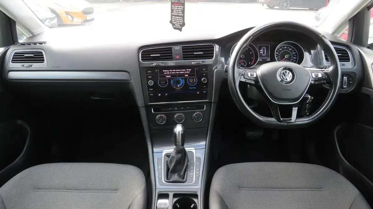 Used VW Golf VII Match 2019 White Hatchback