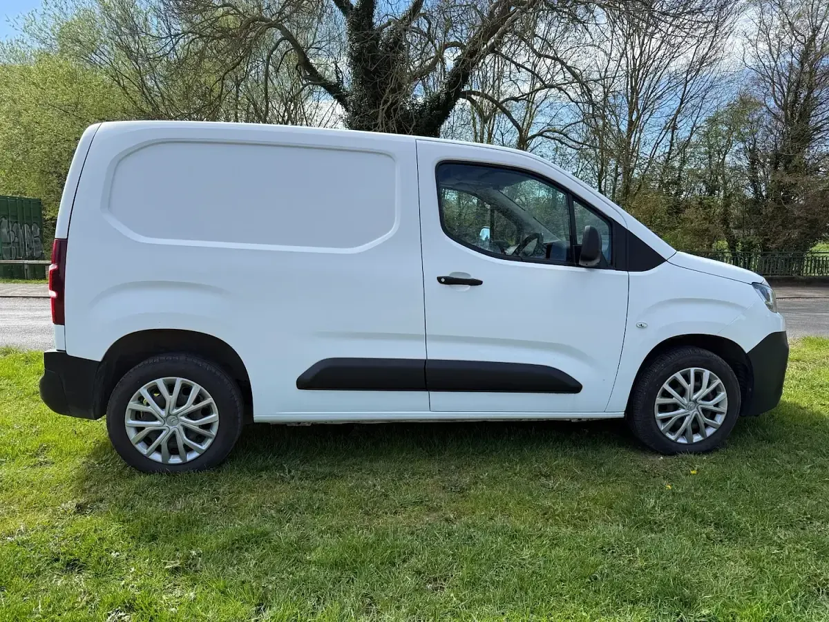 Used Citroën e-Berlingo 100 HP (73 kW) 2019 White