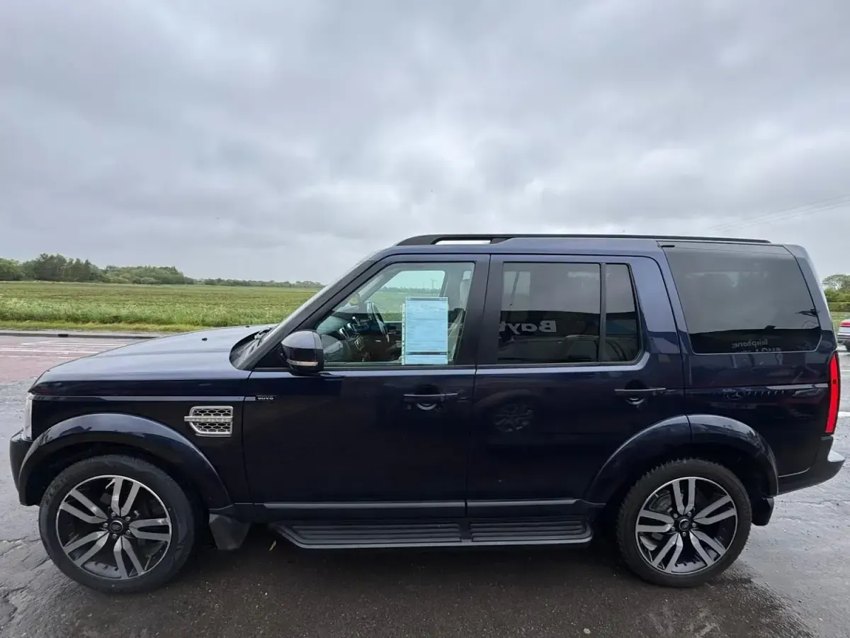 Używany Land Rover Discovery 4 HSE Luxury 2014 Niebieski SUV
