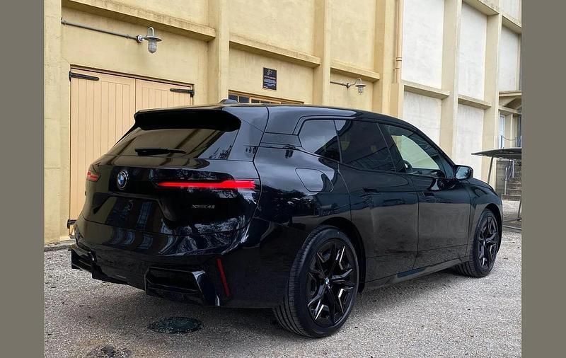 New BMW iX M Sport 300 kW (408 HP) 2025 Black SUV