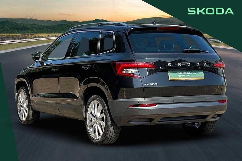 Used Skoda Karoq SE L 110 HP (80 kW) 2021 Black magic pearl effect SUV