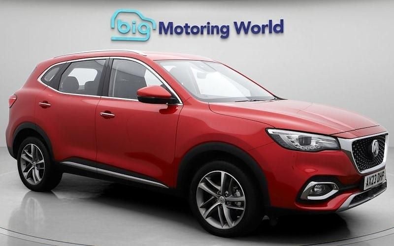 Red Used 2022 MG HS Excite SUV | £14,400 (Fair price) - Image 1/4