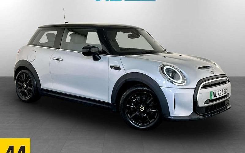 Used Mini Cooper Level 2 135 kW (184 HP) 2023 Hatchback
