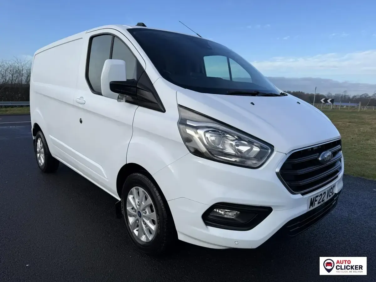 Used Ford Transit Custom Limited 130 HP (95 kW) 2022 White Van