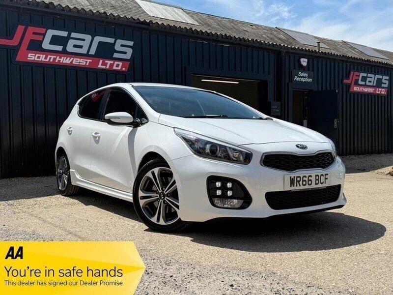 White Used 2016 Kia Ceed GT-Line Hatchback | £7,495 (Fair price) - Image 1/4