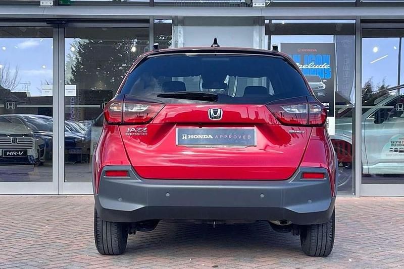 Used Honda Jazz Hybrid 109 HP (80 kW) 2023 Red Hatchback