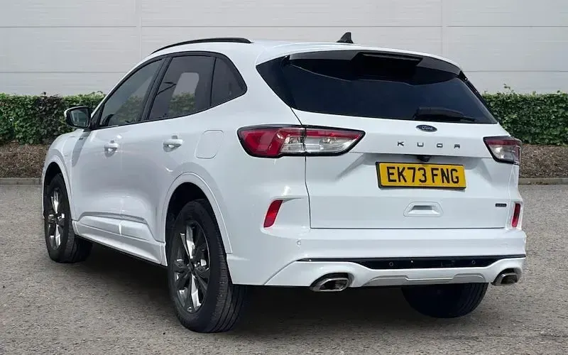 Used Ford Kuga ST-Line 224 HP (164 kW) 2023 White SUV
