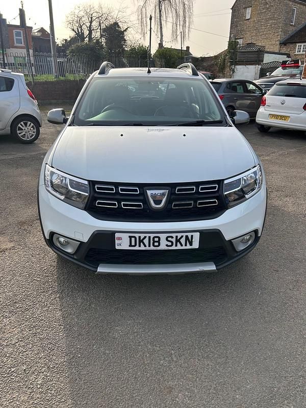 Usado Dacia Sandero Comfort 2018 Branco Citadino