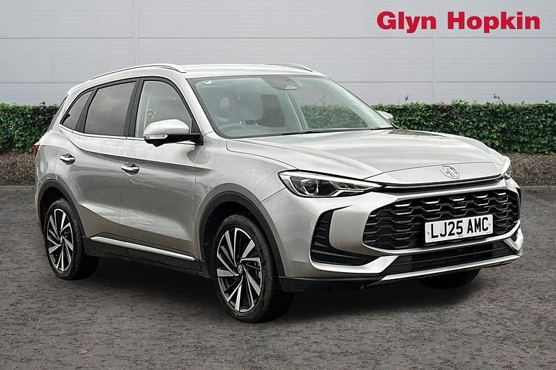 Silver Used 2025 MG ZS Trophy Hatchback | £19,423 (Fair price) - Image 1/4