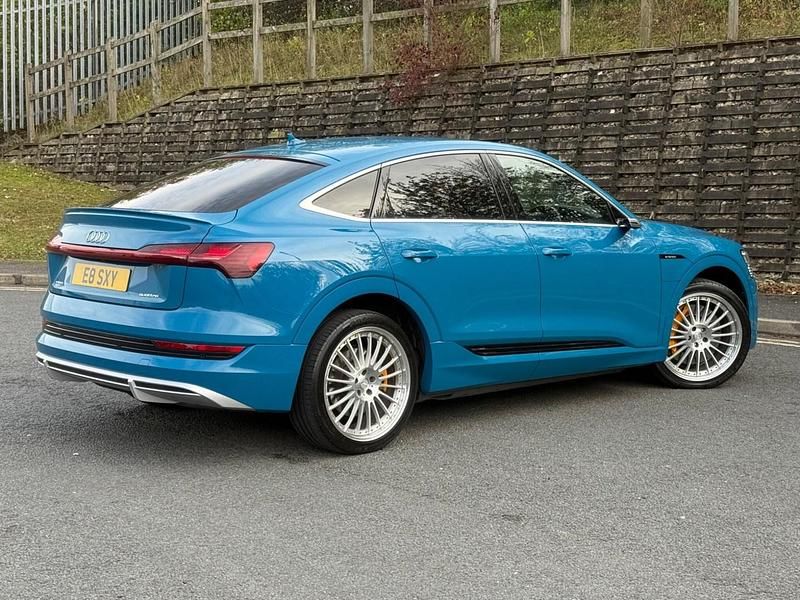 Used Audi e-tron Comfort 300 kW (408 HP) 2025 Blue SUV