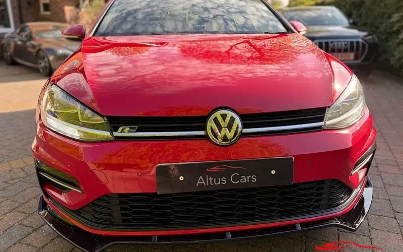 Used VW Golf VII R-line 150 HP (110 kW) 2018 Red Hatchback