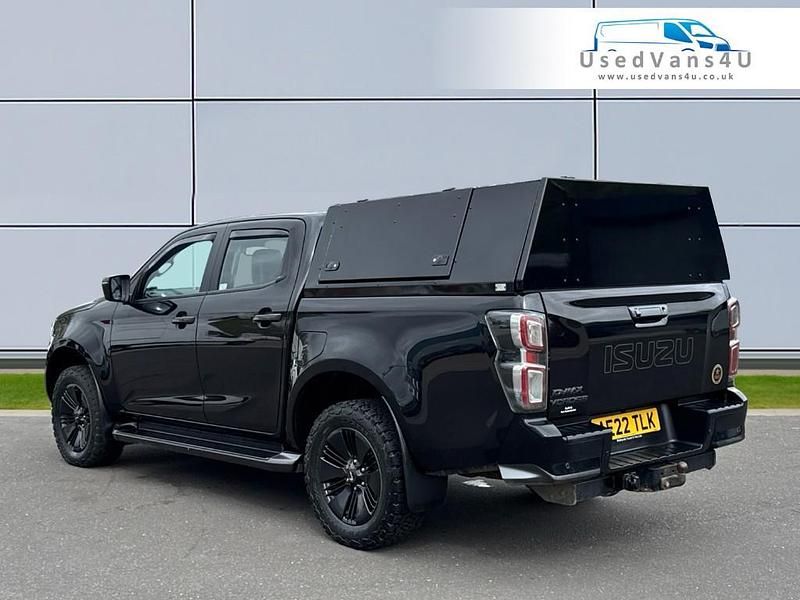Usado Isuzu D-Max 164 CV (120 kW) 2022 Negro Pickup/Camioneta