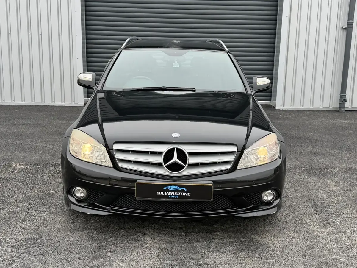 Usado Mercedes C180 2008 Preto Carrinha