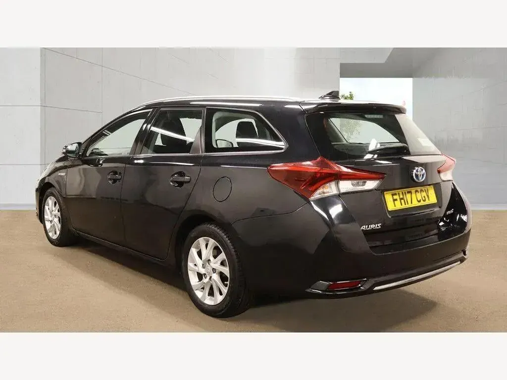Used Toyota Auris Hybrid Business Edition 2017 Black Estate
