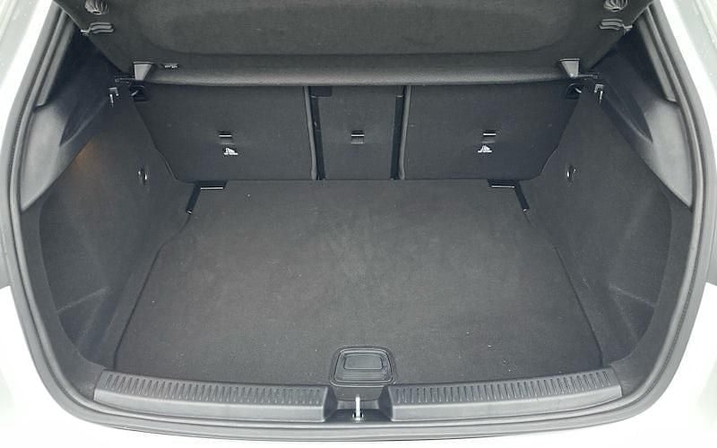 Used Mercedes A180 AMG Line Premium 136 HP (100 kW) 2025 Hatchback