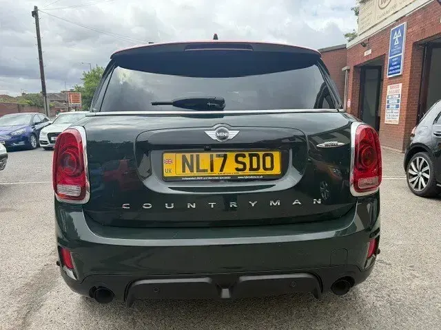 Used Mini John Cooper Works 231 HP (169 kW) 2017 Green Hatchback