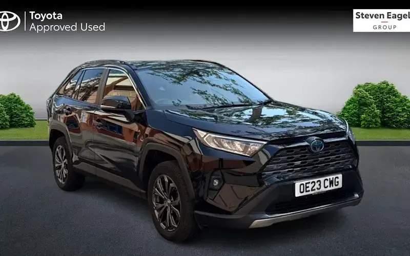 Begagnad Toyota RAV4 Design 218 HK (160 kW) 2025 SUV