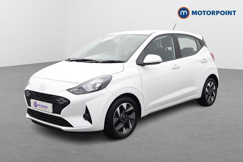 Used Hyundai i10 Advanced 2025 White Hatchback