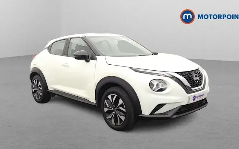 Usado Nissan Juke Acenta 114 HP (83 kW) 2023 SUV
