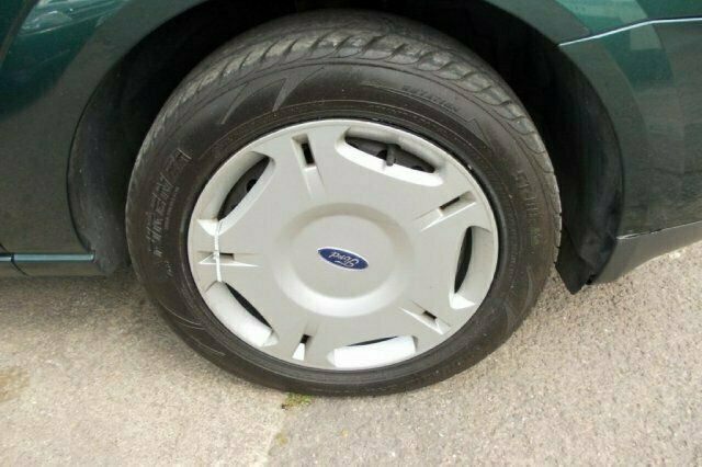 Używany Ford Mondeo 2005 Hatchback