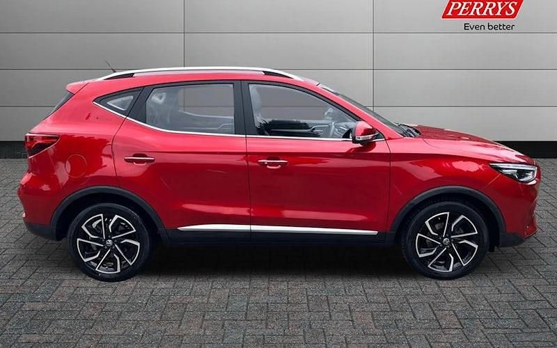 Used MG ZS Exclusive 111 HP (81 kW) 2024 Hatchback