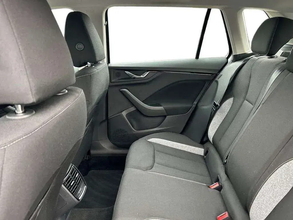 New Skoda Kamiq SE 94 HP (69 kW) 2025 Graphite grey metallic SUV