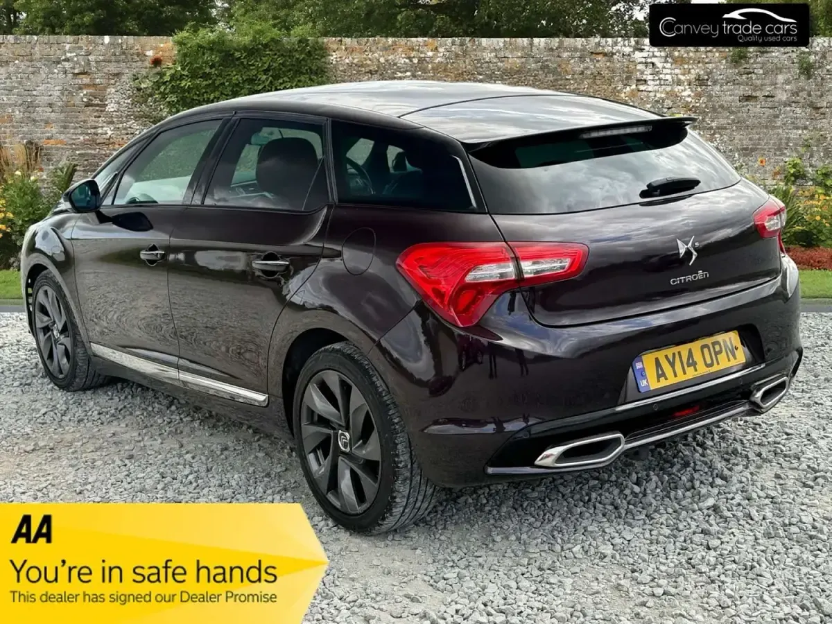 Begagnad Citroën DS5 160 HK (117 kW) 2014 Lila Halvkombi