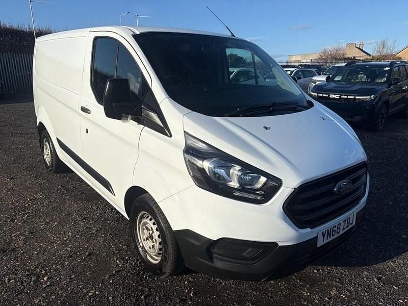 Used Ford Transit Custom 105 HP (77 kW) 2018 White Van