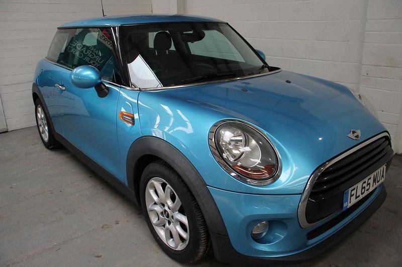 Blue Used 2015 Mini Cooper Hatch Hatchback | £3,995 - Image 1/4