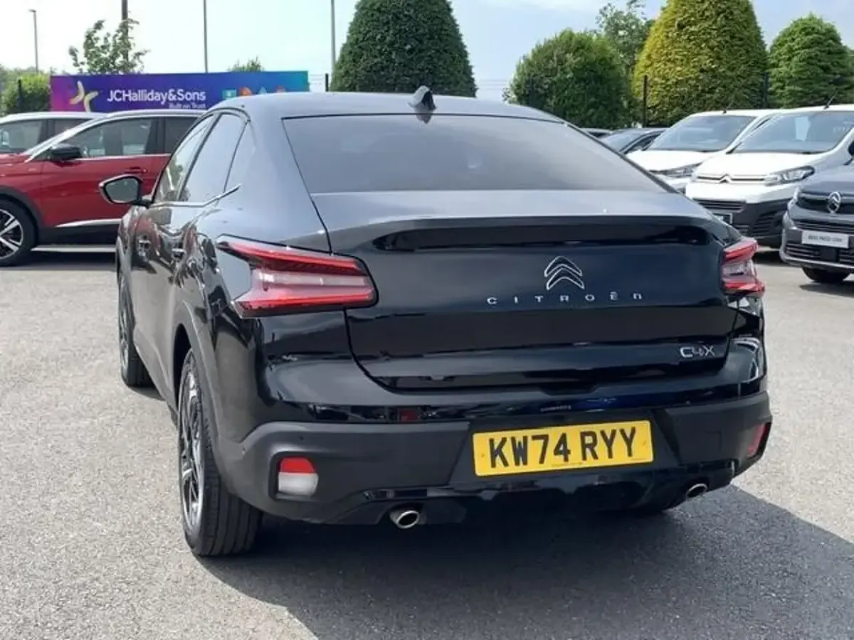 Used Citroën C4 X PureTech 127 HP (93 kW) 2024 Black SUV
