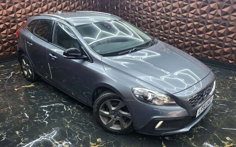 Grey Used 2015 Volvo V40 CC Estate | £8,899 (Fair price) - Image 1/4