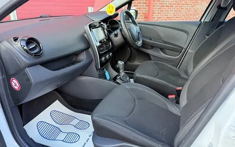 Gebraucht Renault Clio IV Dynamique 90 PS (66 kW) 2018 Kleinwagen