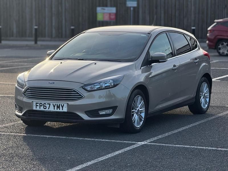 Used Ford Focus Zetec 2018 Silver Hatchback