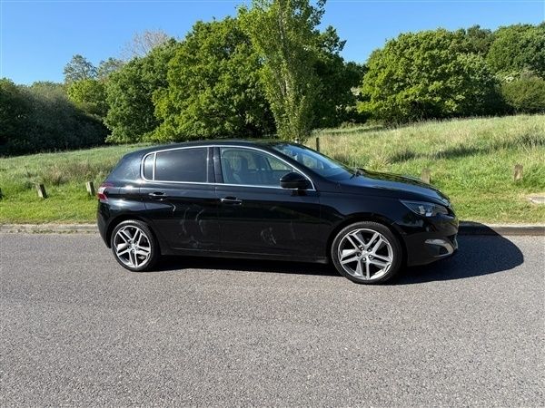 Onyx black Used 2014 Peugeot 308 Hatchback | £5,995 (Fair price) - Image 1/1