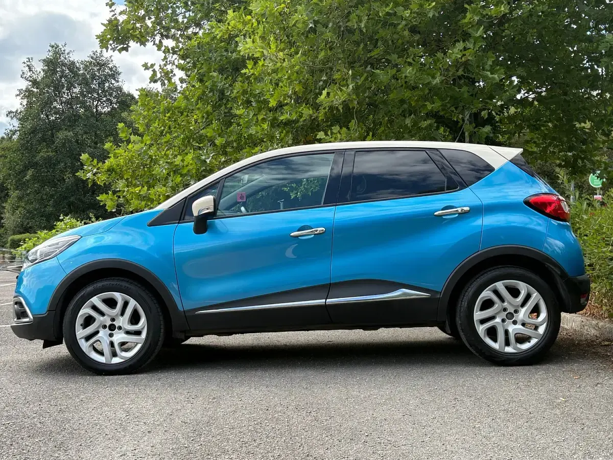 Used Renault Captur Dynamique 2014 Blue SUV