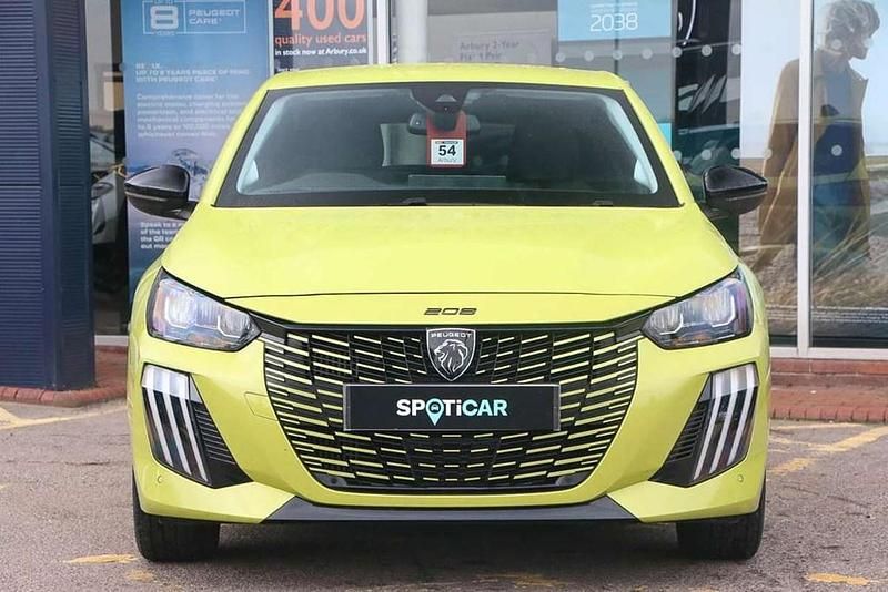 Used Peugeot 208 Allure 101 HP (74 kW) 2025 Yellow Hatchback