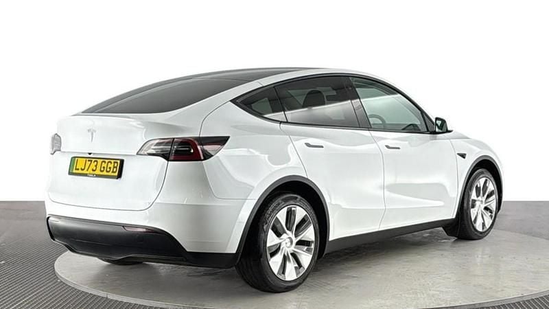Used Tesla Model Y RWD 254 kW (346 HP) 2023 White SUV