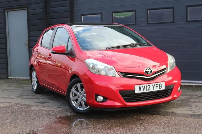 Red Used 2012 Toyota Yaris Hatchback | £4,995 (Fair price) - Image 1/4
