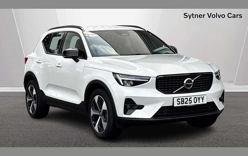 Used Volvo XC40 Plus 194 HP (142 kW) 2025 White SUV