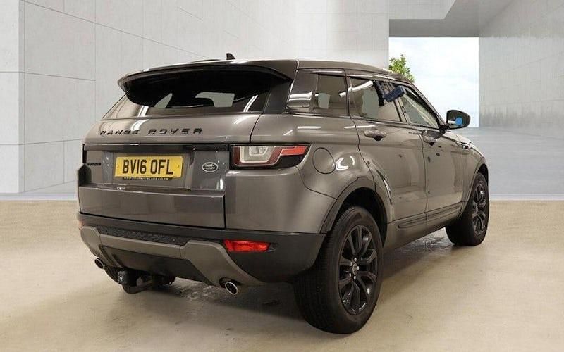Used Land Rover Range Rover evoque SE 179 HP (131 kW) 2018 Hatchback