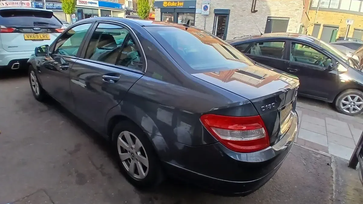 Used Mercedes C180 SE 156 HP (114 kW) 2009 Grey Sedan