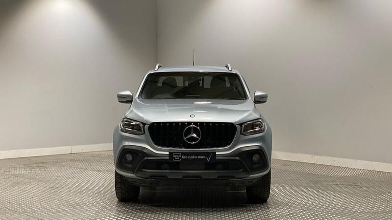 Używany Mercedes X250 Progressive 2020 Srebrny Pickup