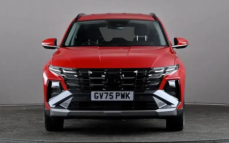 Used Hyundai Tucson Advanced 252 HP (185 kW) 2025 Red SUV