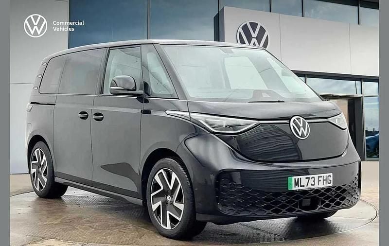 Usado VW ID. Buzz Pro 150 kW (204 HP) 2023 Preto Monovolume