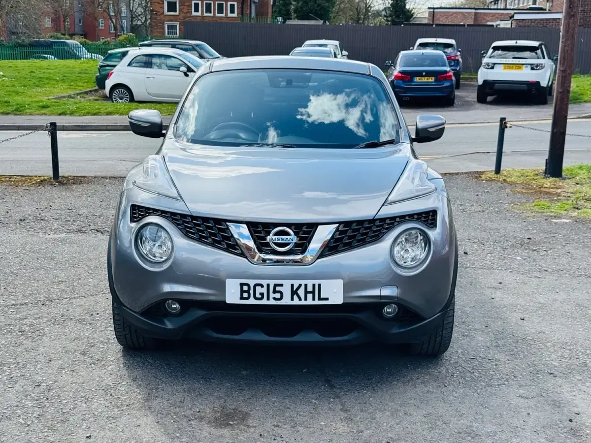 Begagnad Nissan Juke Acenta 2015 Grå SUV