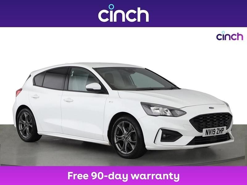 White Used 2019 Ford Focus ST-Line Hatchback | £9,849 (Fair price) - Image 1/3