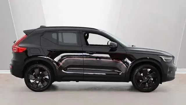 Used Volvo XC40 Plus 197 HP (144 kW) 2026 SUV
